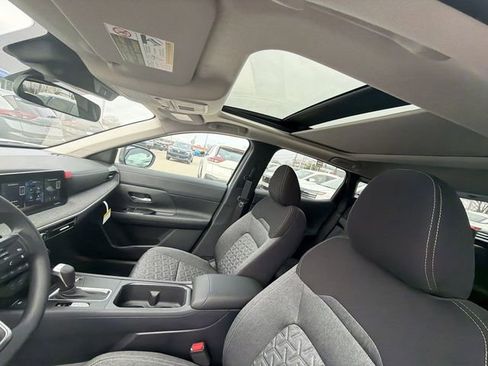 New 2026 Nissan Kicks SV w/ SV Premium Package image 21