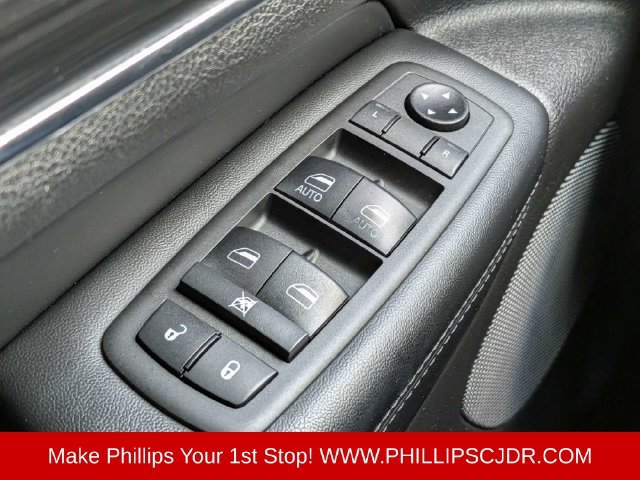 Used 2019 Jeep Grand Cherokee Limited RWD image 23