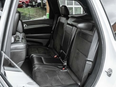 Used 2020 Jeep Grand Cherokee SRT w/ Trailer Tow Group IV AWD/4WD image 29