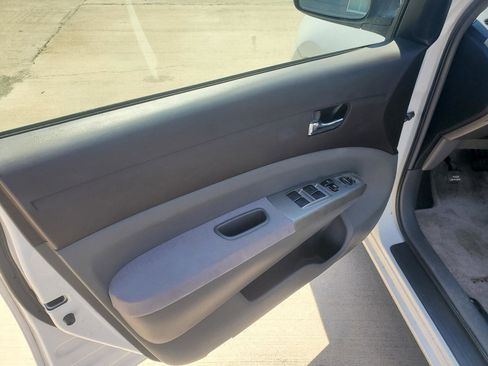Used 2004 Toyota Prius image 16