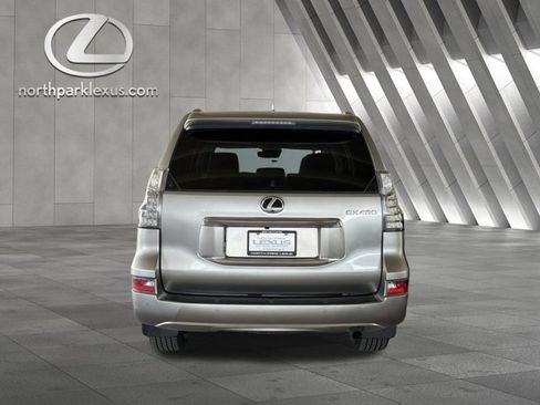 Certified 2022 Lexus GX 460 Premium w/ Premium Package AWD/4WD image 27