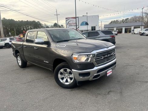 Used 2024 RAM 1500 Laramie image 2
