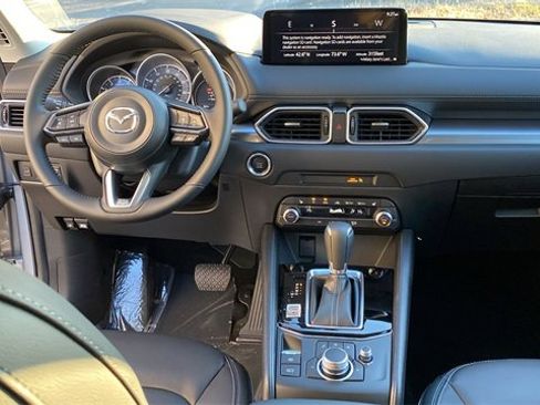 New 2025 MAZDA CX-5 AWD 2.5 S w/ Preferred Package image 9