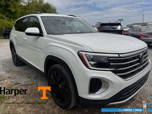 Used 2024 Volkswagen Atlas SE w/ Black Wheel Package image 7