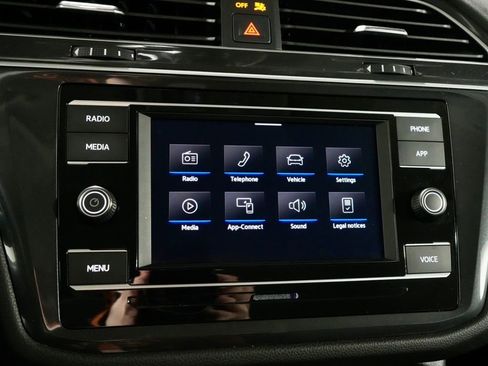 Used 2024 Volkswagen Tiguan S image 16