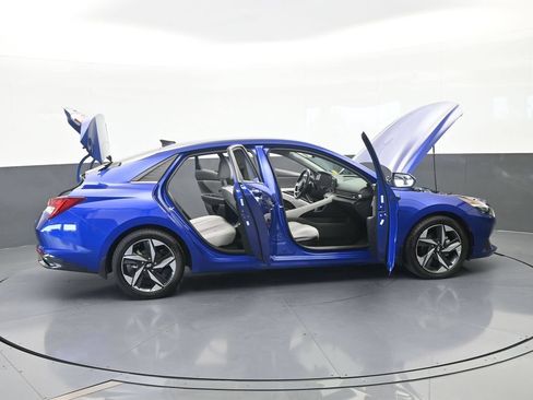Used 2023 Hyundai Elantra Limited FWD image 72