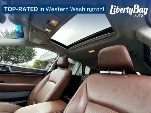 Used 2018 Subaru Outback 2.5i Touring image 19