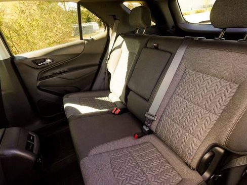 Used 2024 Chevrolet Equinox LT w/ LPO, Floor Liner Package image 27