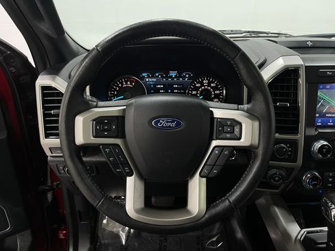 Used 2019 Ford F150 Lariat w/ Equipment Group 502A Luxury AWD/4WD image 22