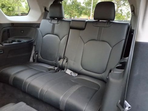 Certified 2023 Honda Pilot EX-L image 10