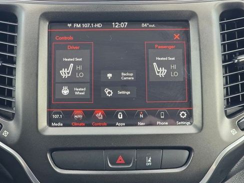 Used 2022 Jeep Cherokee Trailhawk w/ Sound & Nav Group AWD/4WD image 28