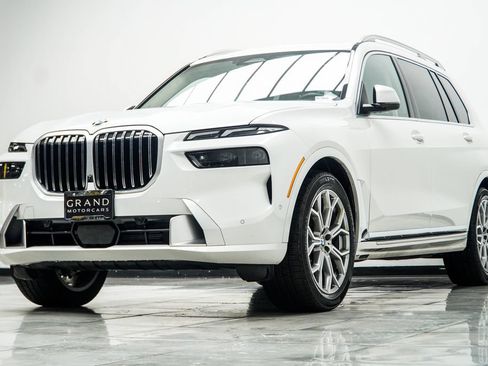 Used 2026 BMW X7 xDrive40i AWD/4WD image 10