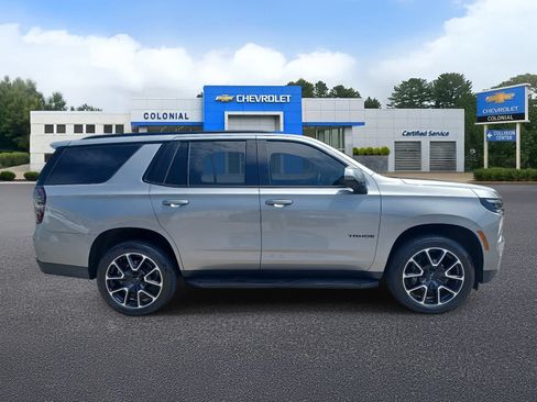 Used 2025 Chevrolet Tahoe RST w/ Comfort Package AWD/4WD image 3