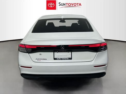 Used 2024 Honda Accord EX image 5