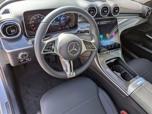 Used 2026 Mercedes-Benz C 300 Sedan image 3