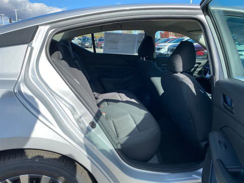 New 2025 Nissan Altima 2.5 SV image 24