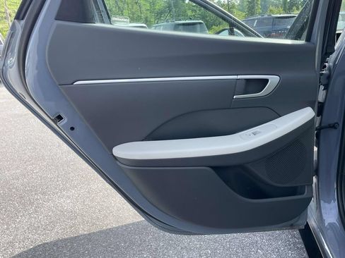 Certified 2024 Hyundai Sonata SEL FWD image 2