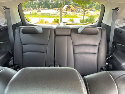 Used 2020 Honda Pilot Touring image 23