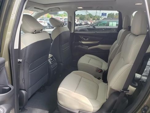 New 2026 Subaru Ascent Limited AWD/4WD image 11