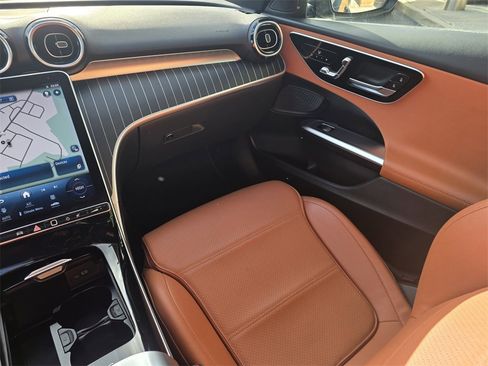 Used 2023 Mercedes-Benz C 300 4MATIC Sedan image 17