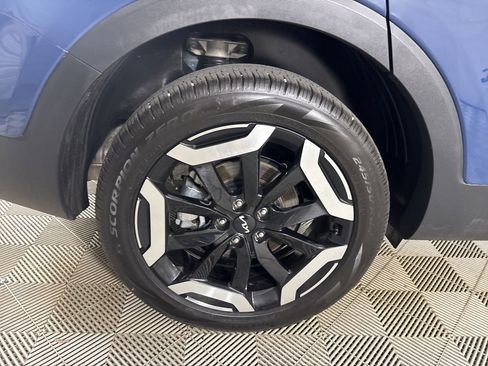 Used 2025 Kia Telluride S AWD/4WD image 21