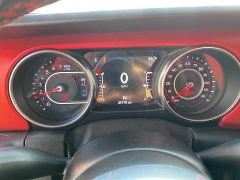 Certified 2022 Jeep Wrangler Rubicon w/ Cold Weather Group image 14