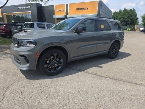 Used 2025 Dodge Durango GT AWD/4WD image 2