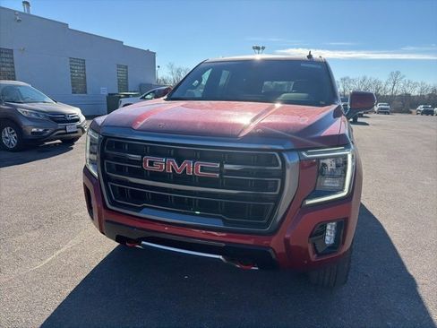 Used 2022 GMC Yukon AT4 image 4