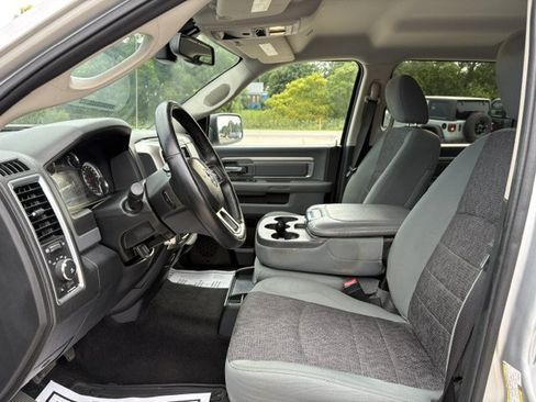 Used 2017 RAM 1500 Big Horn AWD/4WD image 9
