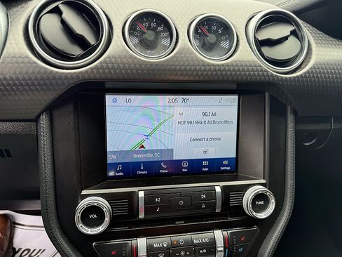 Used 2022 Ford Mustang GT Premium w/ GT Performance Package RWD image 15