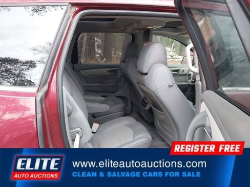 Used 2016 Chevrolet Traverse LT w/ Traveler's Package image 16