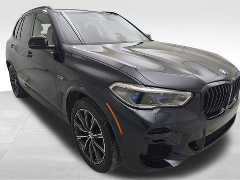 Certified 2023 BMW X5 xDrive45e w/ Executive Package image 2