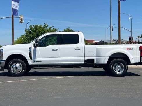 New 2026 Ford F350 XLT w/ XLT Premium Package AWD/4WD image 5