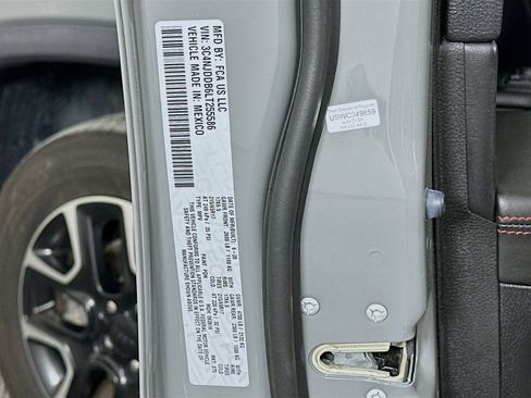 Used 2020 Jeep Compass Trailhawk w/ Cold Weather Group image 12