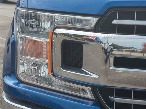 Used 2018 Ford F150 XLT w/ Equipment Group 302A Luxury image 10