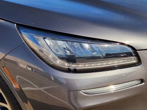 Used 2023 Lincoln Corsair FWD w/ Equipment Group 101A image 9