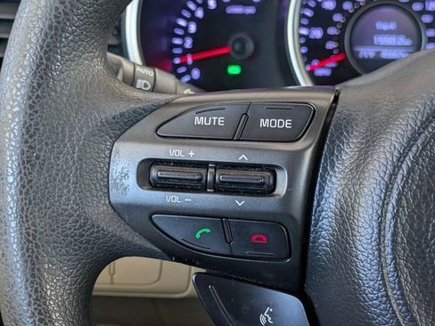 Used 2015 Kia Optima LX FWD image 23