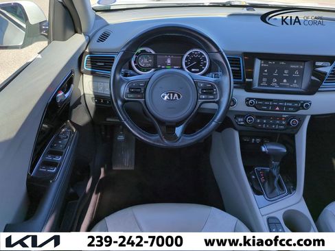 Used 2019 Kia Niro EX image 15