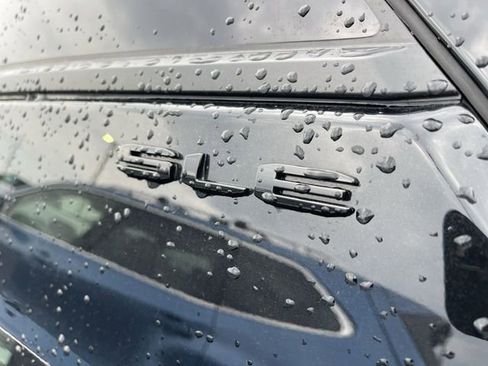 Used 2022 GMC Terrain SLE w/ Driver Convenience Package image 14