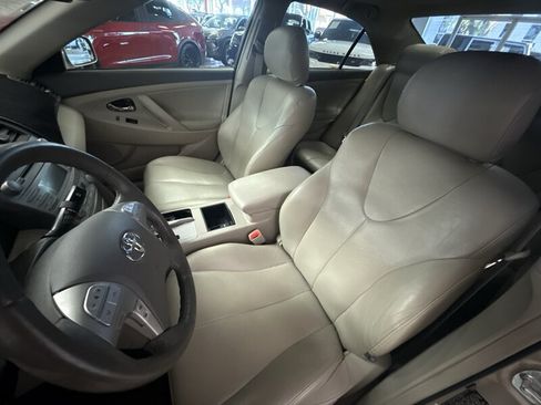 Used 2009 Toyota Camry Hybrid FWD image 16