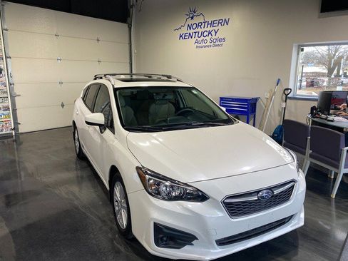 Used 2018 Subaru Impreza 2.0i Premium image 1