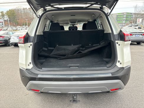 Used 2021 Nissan Rogue SV image 29