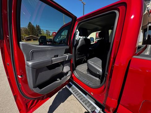 Used 2024 Ford F250 Lariat AWD/4WD image 39