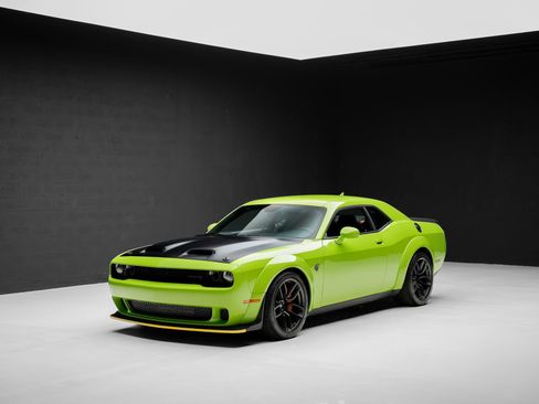 Used 2023 Dodge Challenger SRT Hellcat image 4