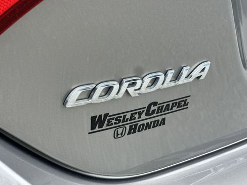 Used 2015 Toyota Corolla LE FWD image 11