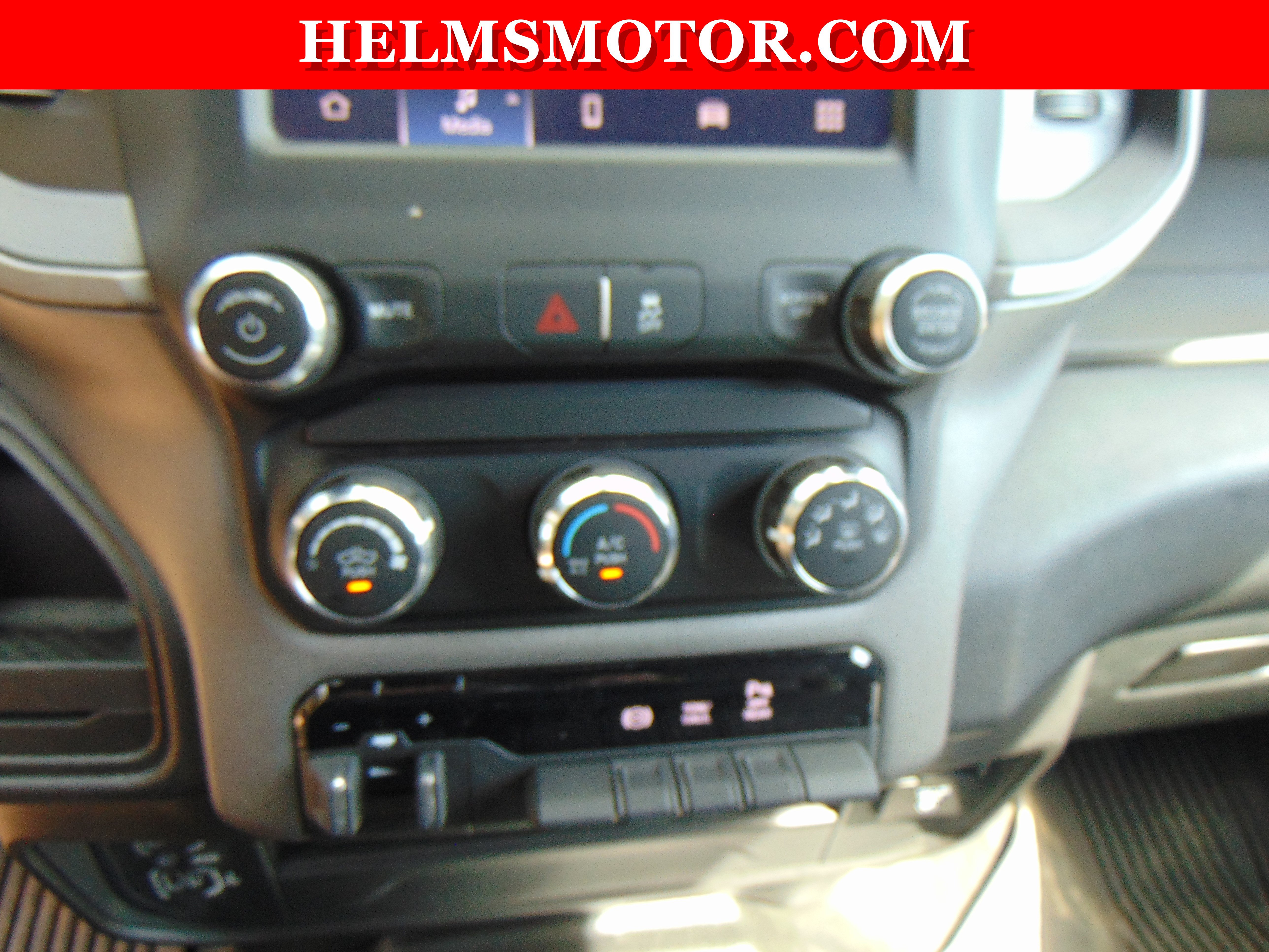 Used 2024 RAM 2500 Tradesman w/ Chrome Appearance Group AWD/4WD image 26
