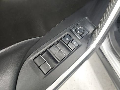 Used 2022 Toyota RAV4 XLE Premium AWD/4WD image 13