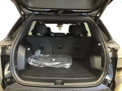 New 2026 Chevrolet Equinox ACTIV w/ Convenience Package III image 28