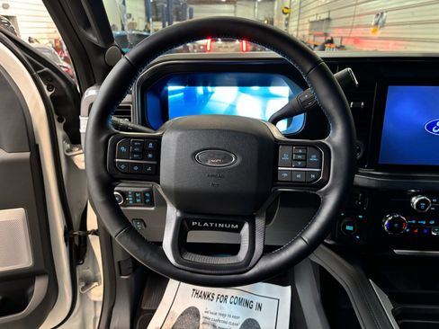Used 2025 Ford F450 Platinum image 15