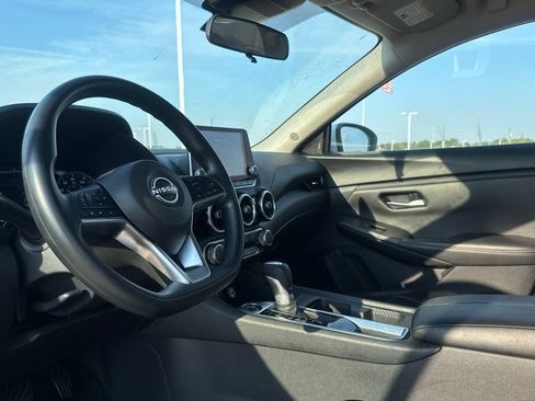Certified 2025 Nissan Sentra SV FWD image 34